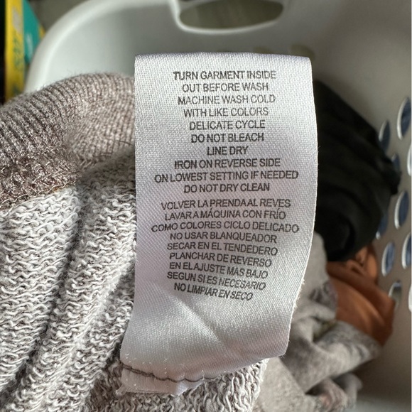 Democracy Gray Floral‎ Sweatshirt Size M H2 - Picture 6 of 6